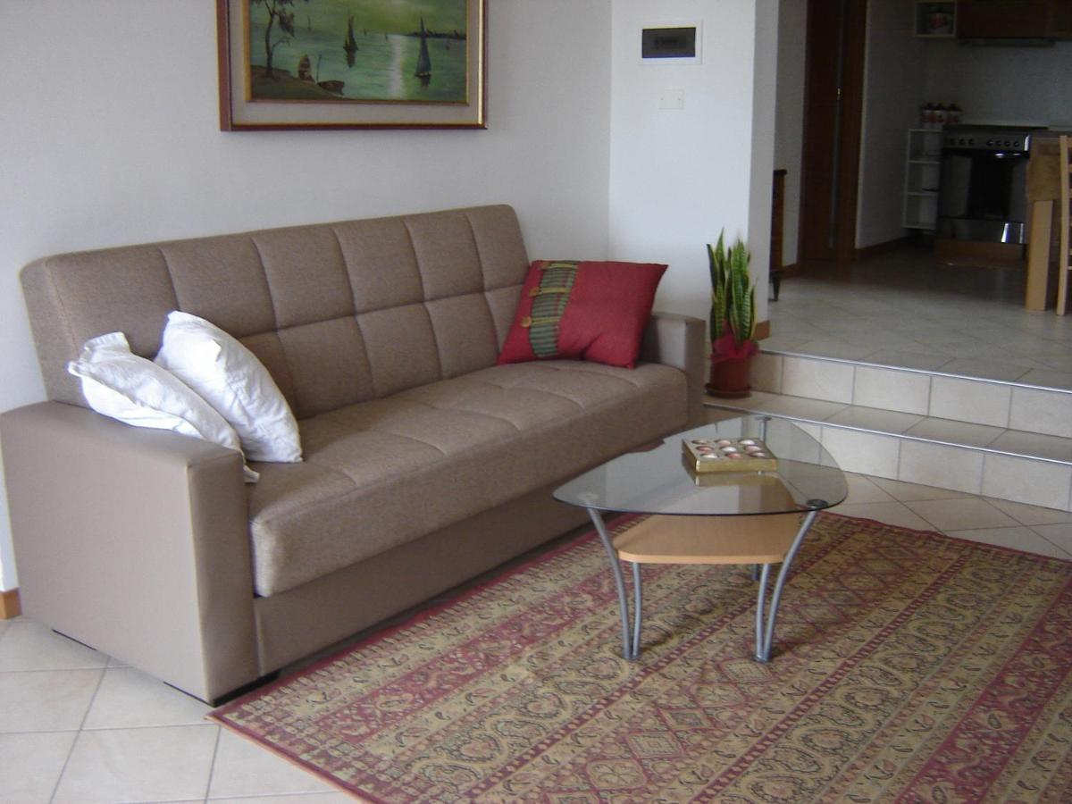 Casa Del Sole Apartment Гавардо Екстериор снимка